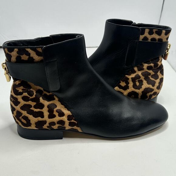 MICHAEL KORS  MIRA BLACK LEATHER BOOTIE w/CALF HAIR ZIPPER— STRAP w/GOLD LOCK 9M - Picture 1 of 14